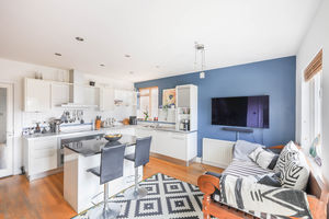 Photo 22- click for photo gallery